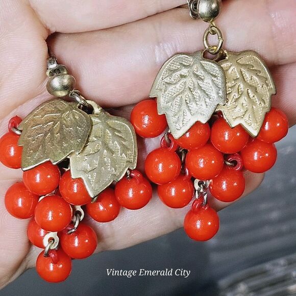 Antique Coral Bunch Grapevine Earrings Golden Leafs Victorian Clusters Dangle - Picture 10 of 12